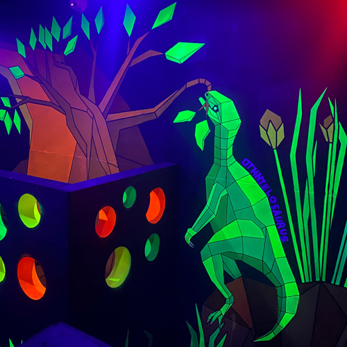 Fun ZoneZ dinosaur laser tag wall